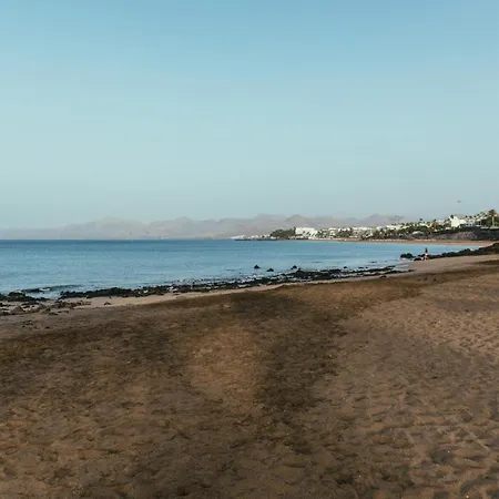 شقة Playa Chica - Comfy & Fresh Apt 2 Min To Beach *